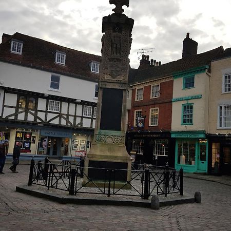 Hawkes Lane Canterbury Exterior foto